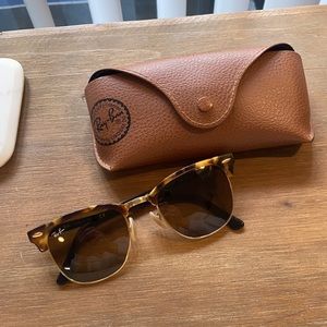 RayBan Clubmaster Classic tortoise